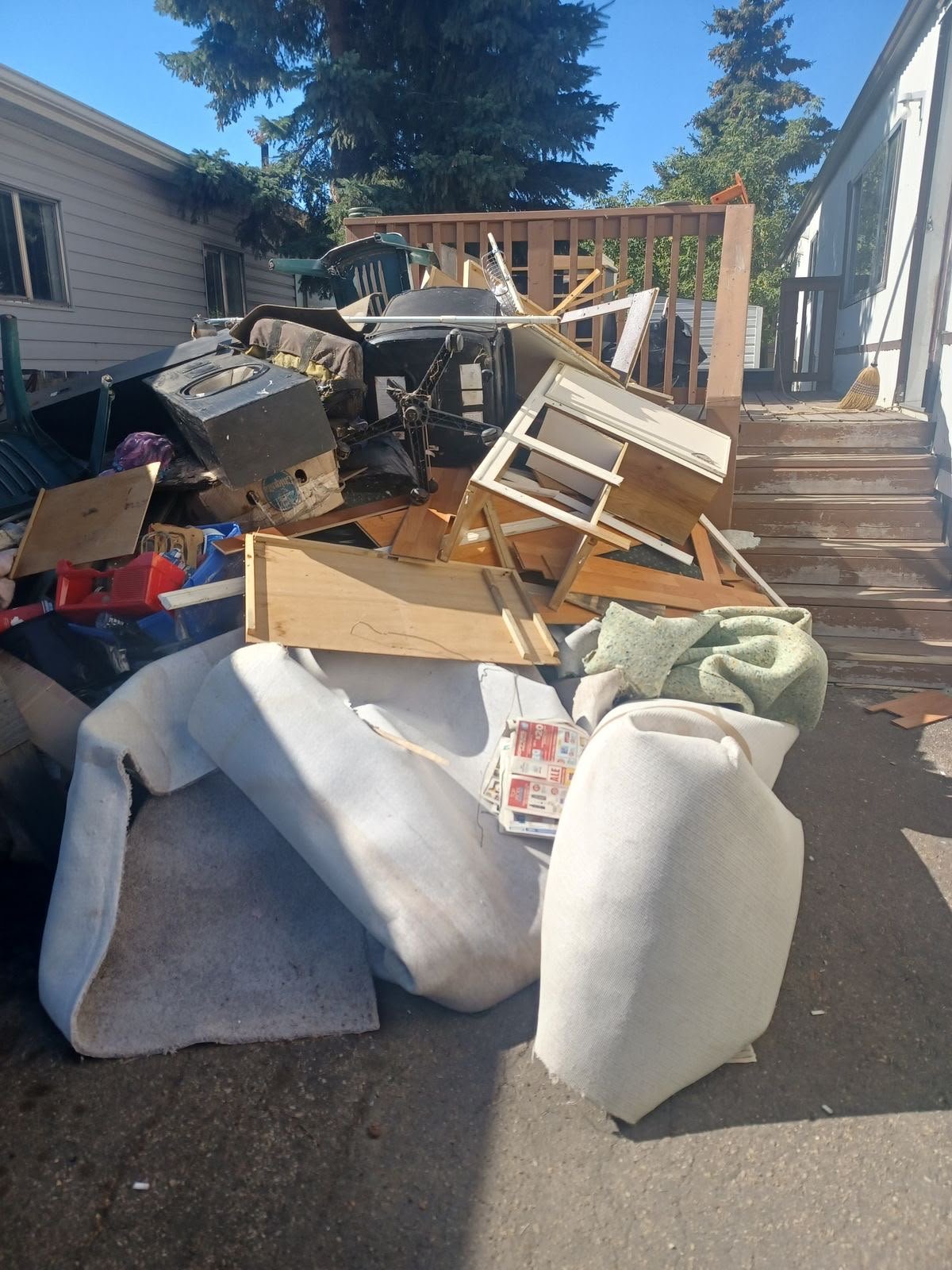 Property clearance work by Supreme Waste Removal